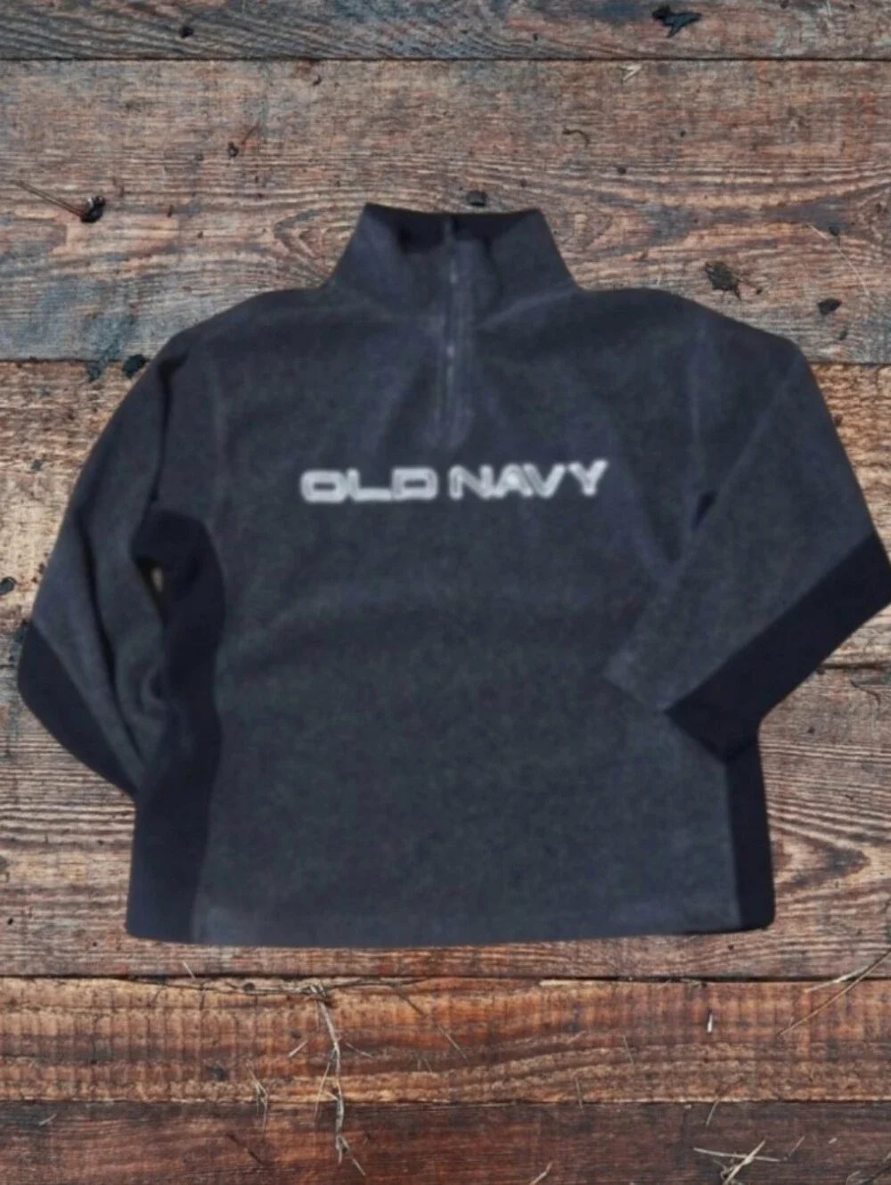 BOY'S OLD NAVY PULLOVER